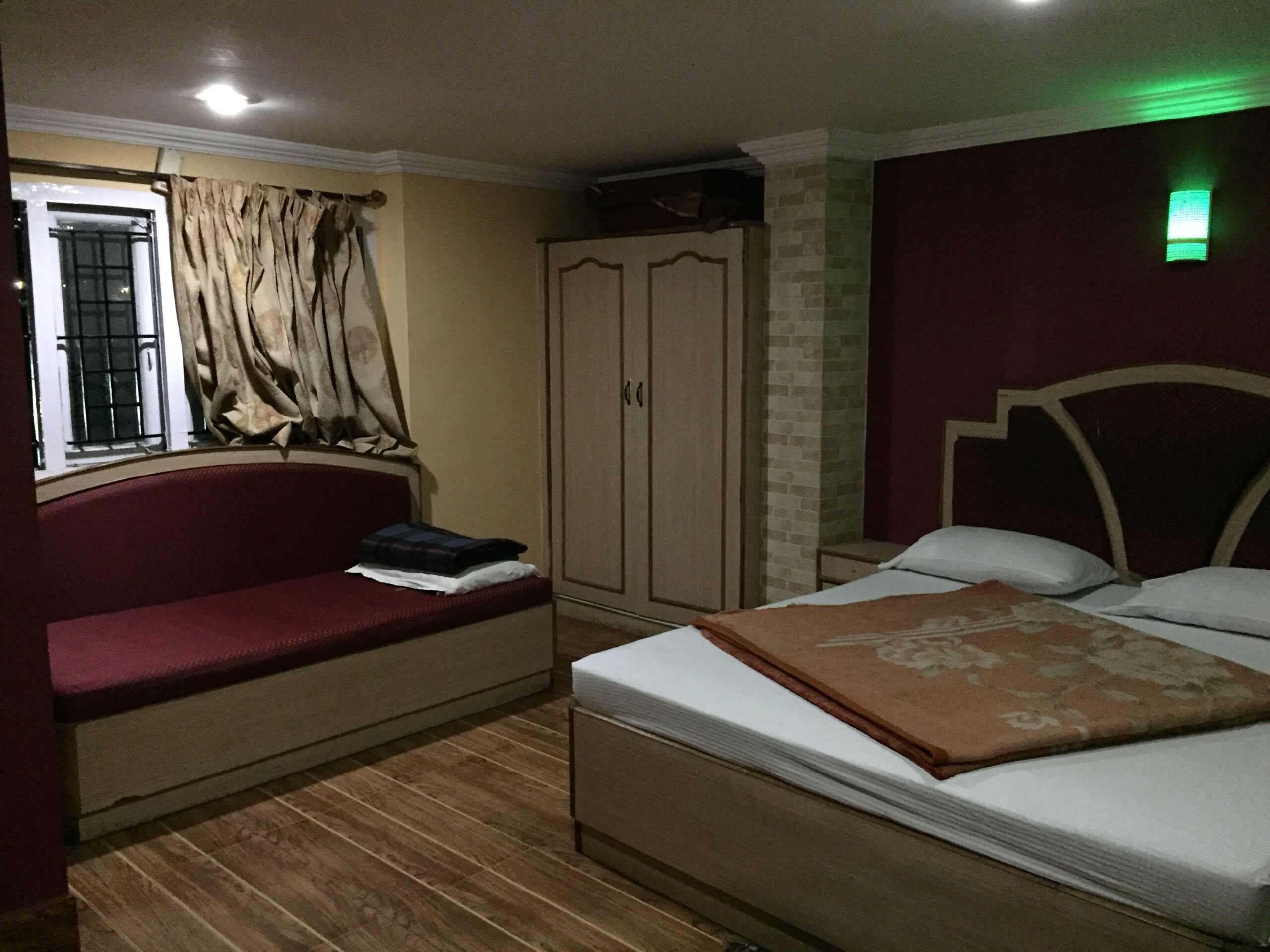 Family delux room ( hotel Divi Paradise )